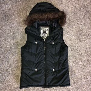 Billabong puffy vest